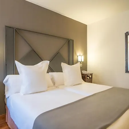 Torres De Hotell Somo