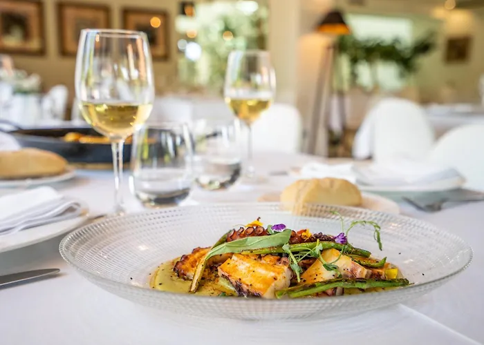 托雷斯德索莫酒店 4* 擞莫