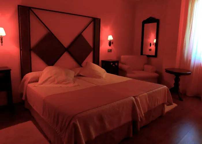 托雷斯德索莫酒店 擞莫