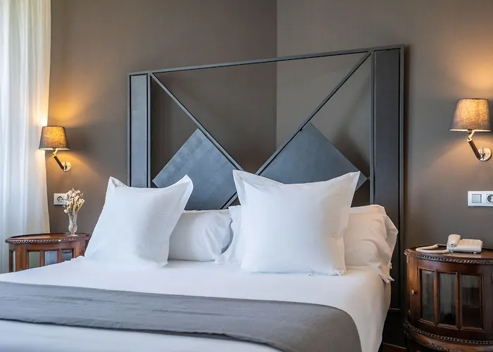 托雷斯德索莫酒店 4* 擞莫